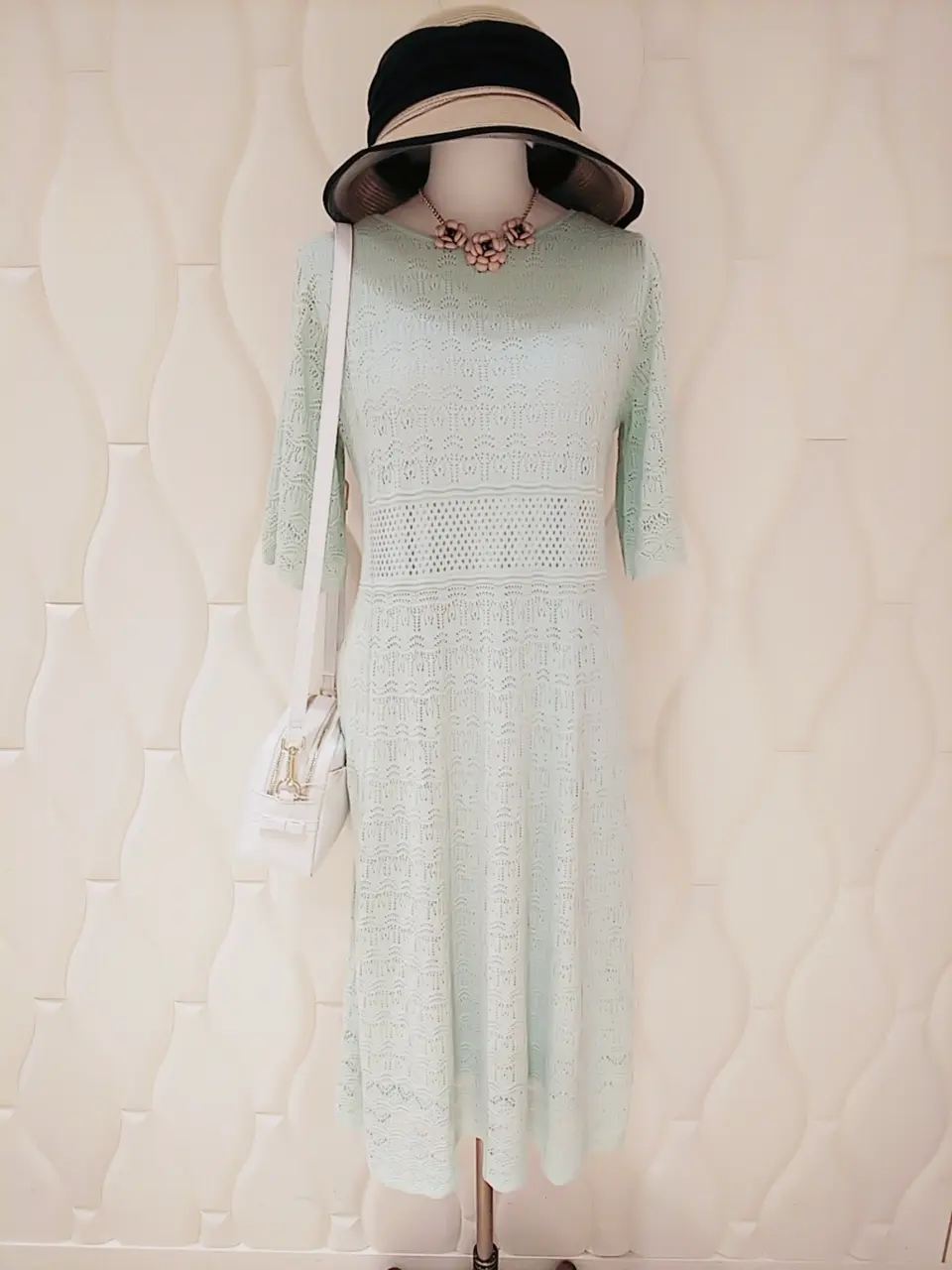  スタッフf コーディネート画像