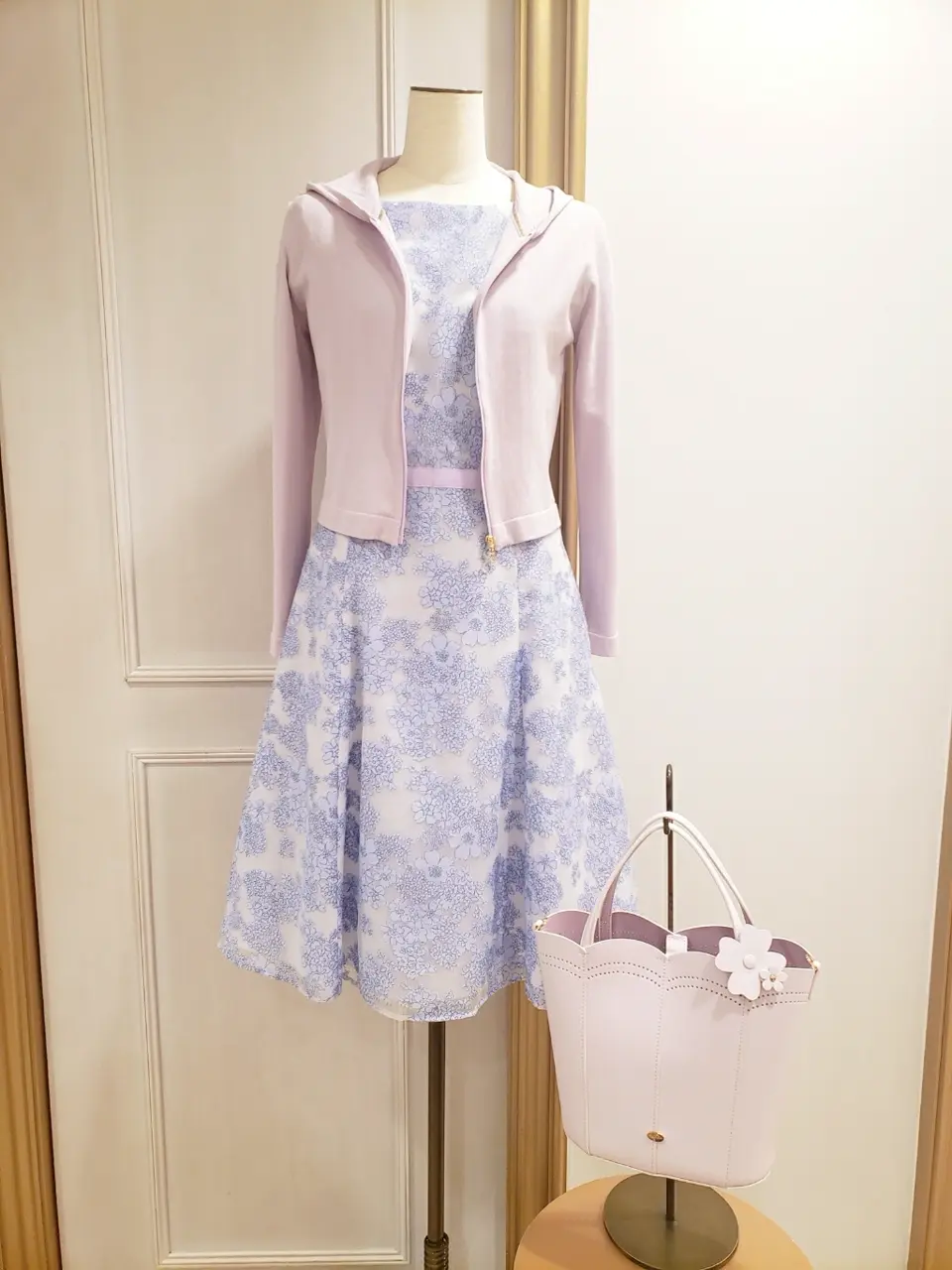  スタッフＳ コーディネート画像