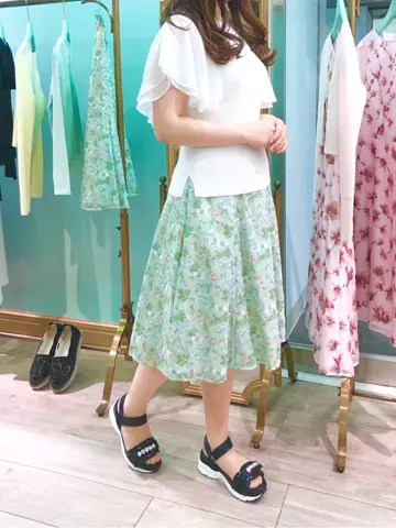 TOCCA スタッフT コーディネート画像