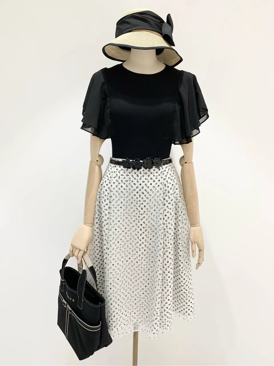 TOCCA 𝓕 コーディネート画像