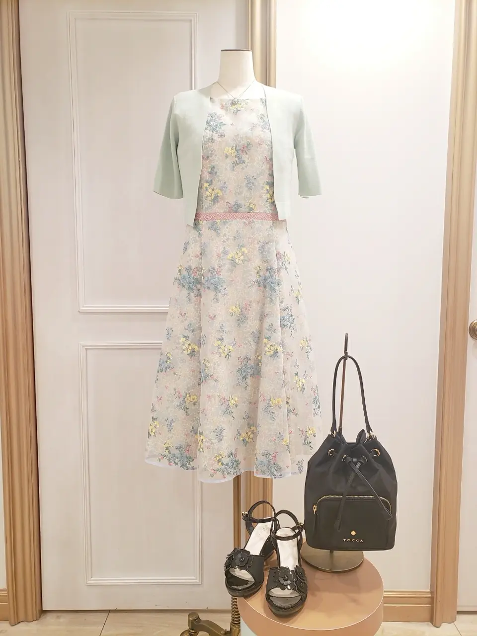  スタッフＳ コーディネート画像