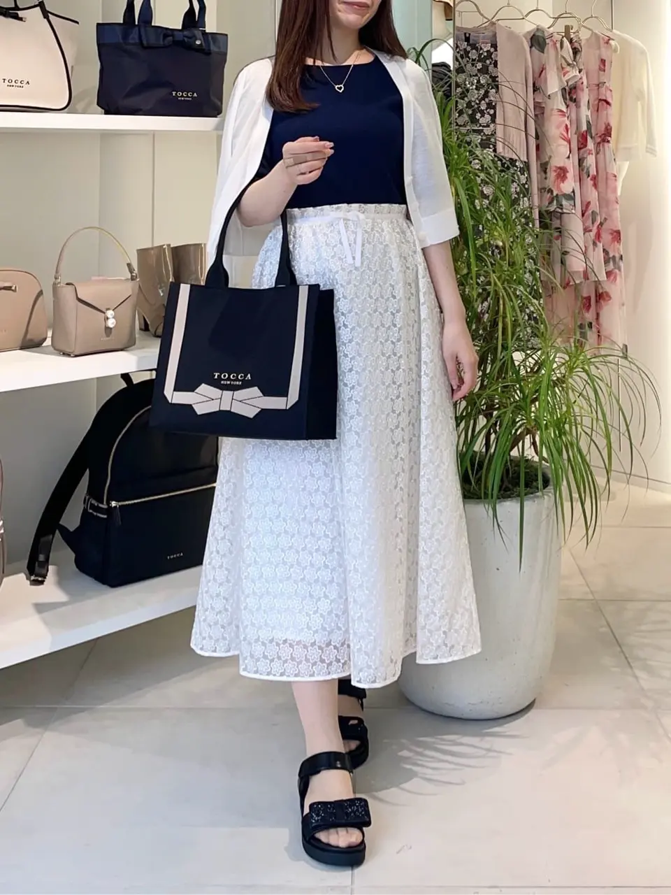 TOCCA スタッフT コーディネート画像