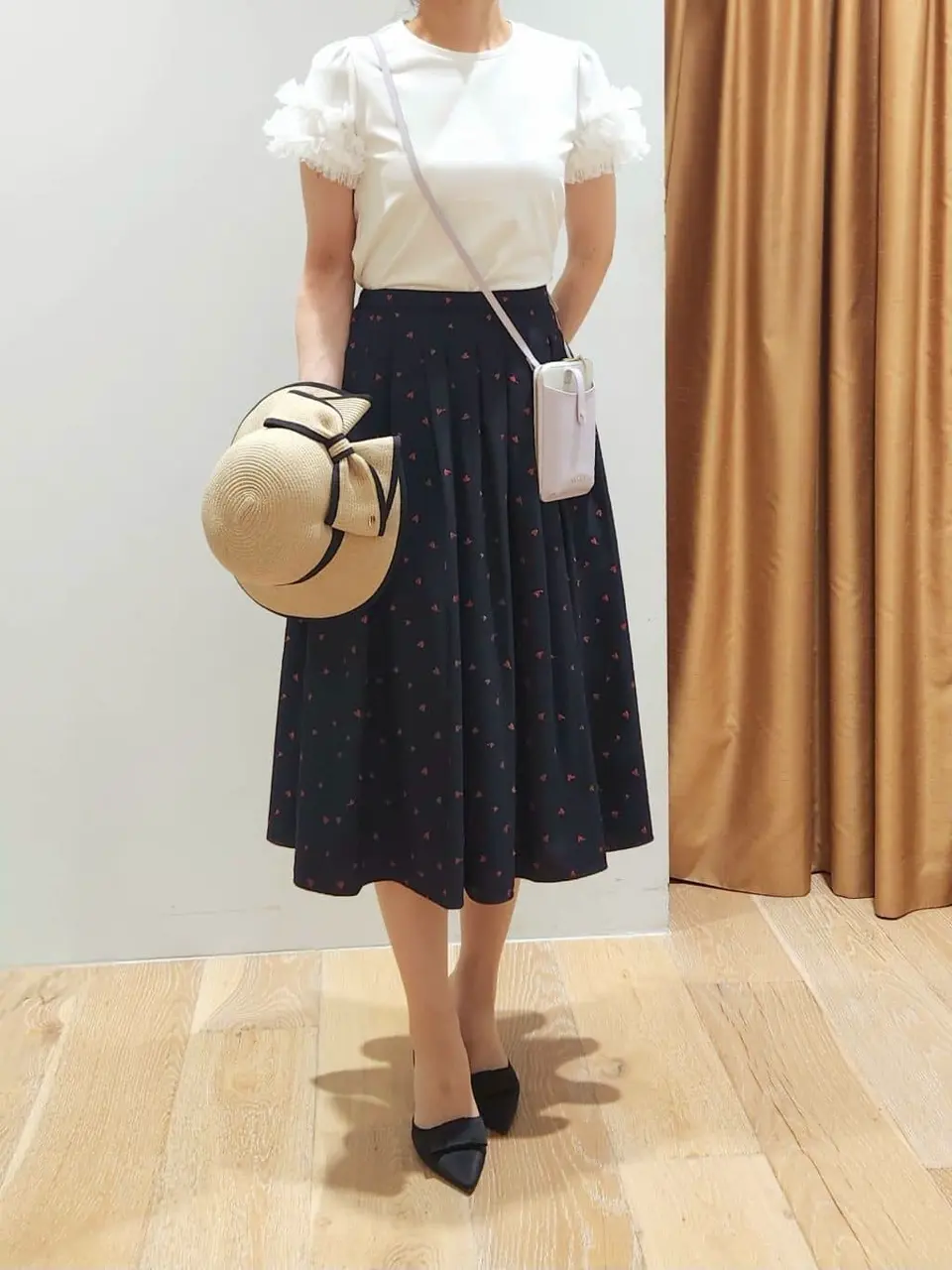  スタッフf コーディネート画像