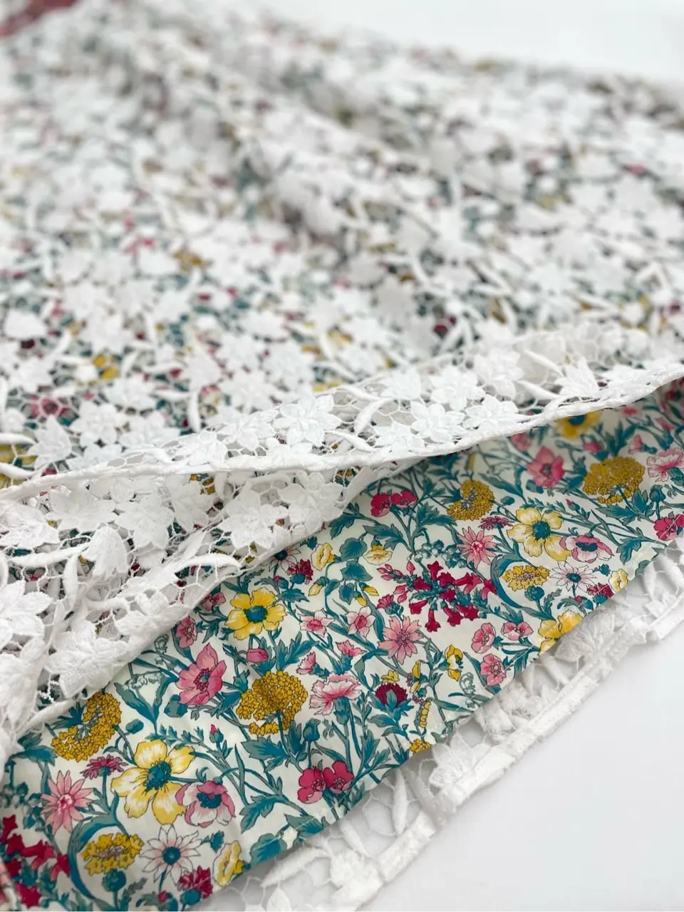 TOCCA スタッフT コーディネート画像