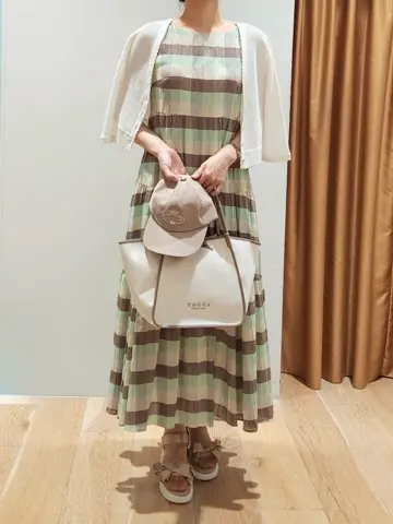 TOCCA スタッフf コーディネート画像