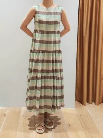 TOCCA スタッフf コーディネート画像