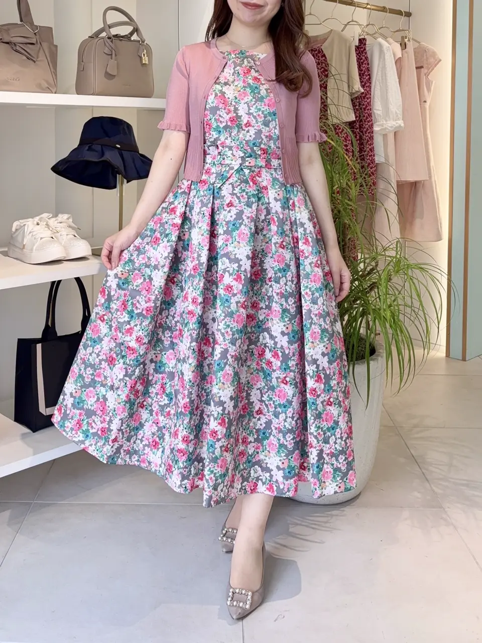 TOCCA スタッフT コーディネート画像