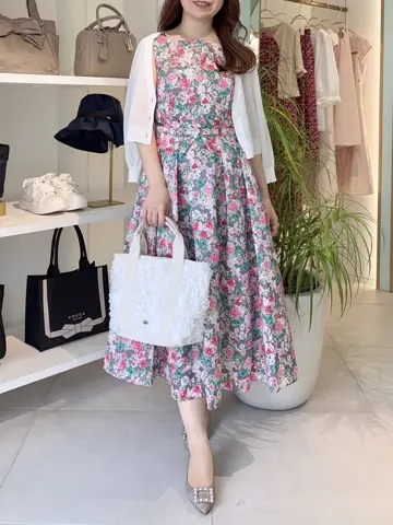 TOCCA スタッフT コーディネート画像