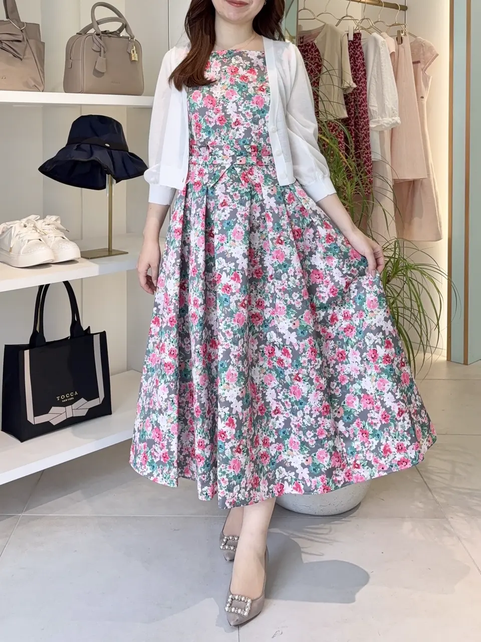 TOCCA スタッフT コーディネート画像