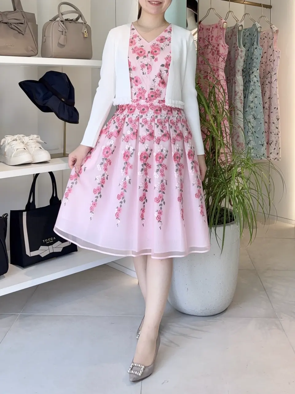 TOCCA スタッフT コーディネート画像