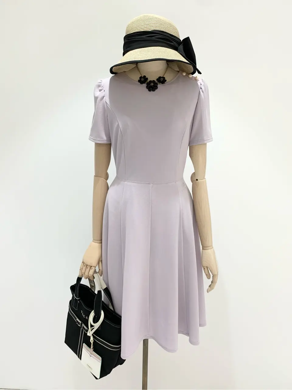  𝓕 コーディネート画像