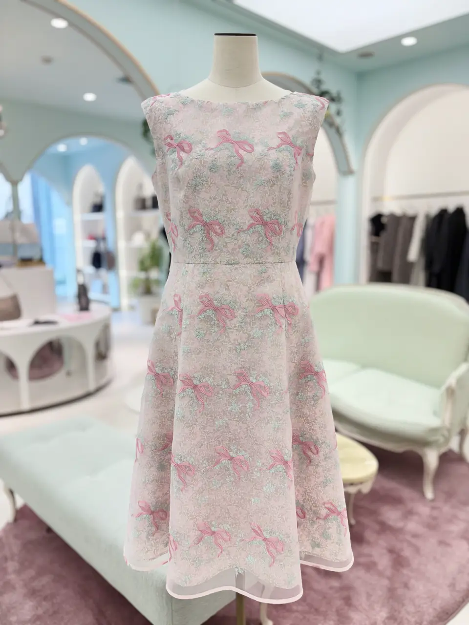 TOCCA スタッフT コーディネート画像