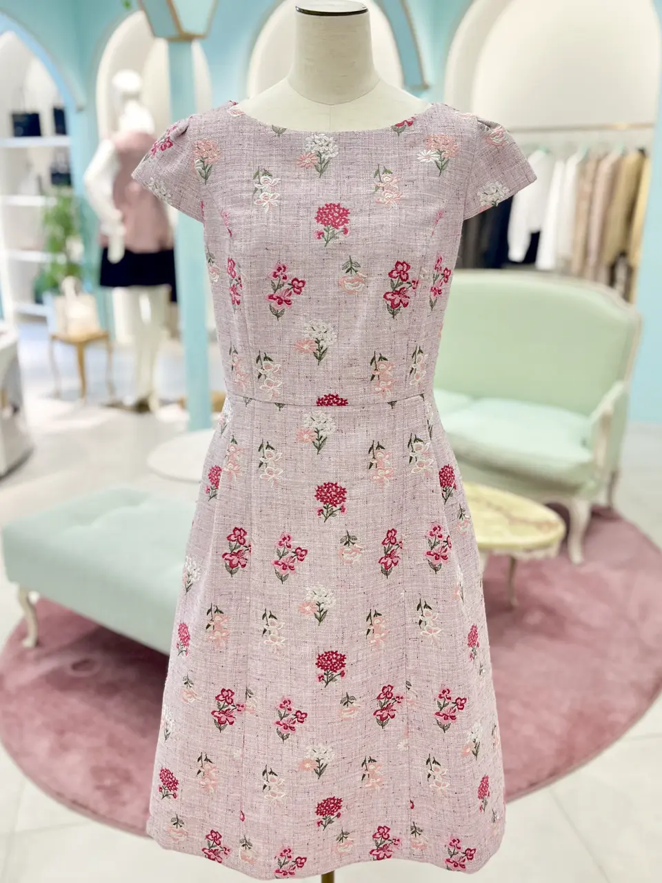 TOCCA スタッフT コーディネート画像