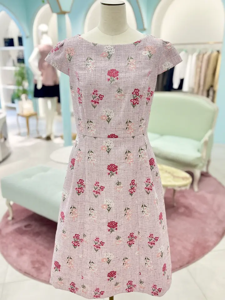 TOCCA スタッフT コーディネート画像