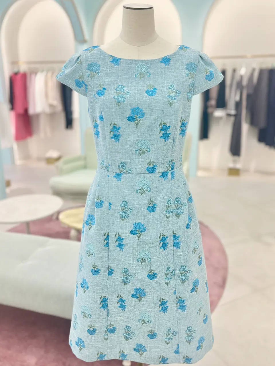 TOCCA スタッフT コーディネート画像