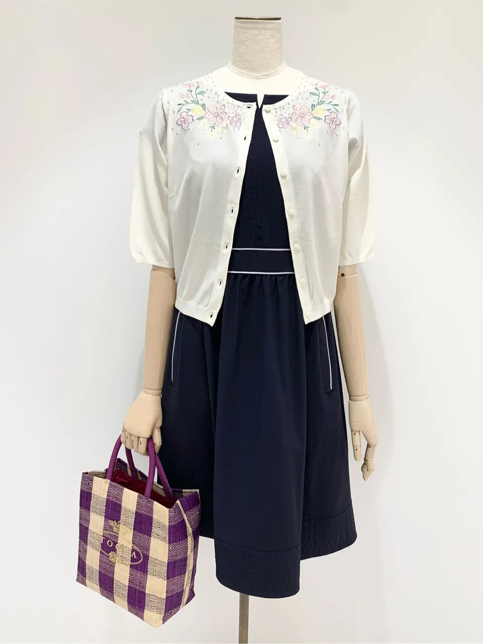  𝓕 コーディネート画像