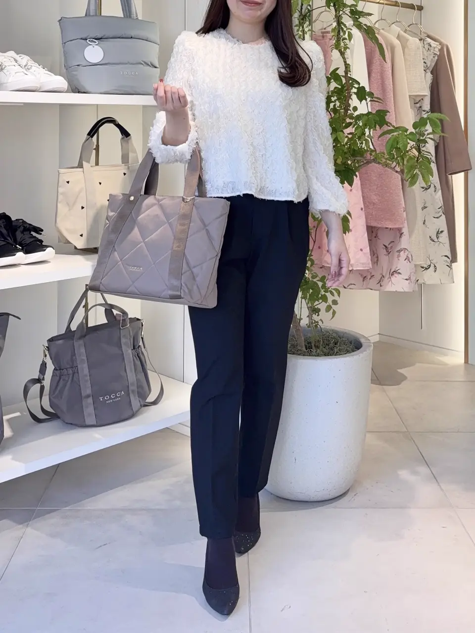 TOCCA スタッフT コーディネート画像