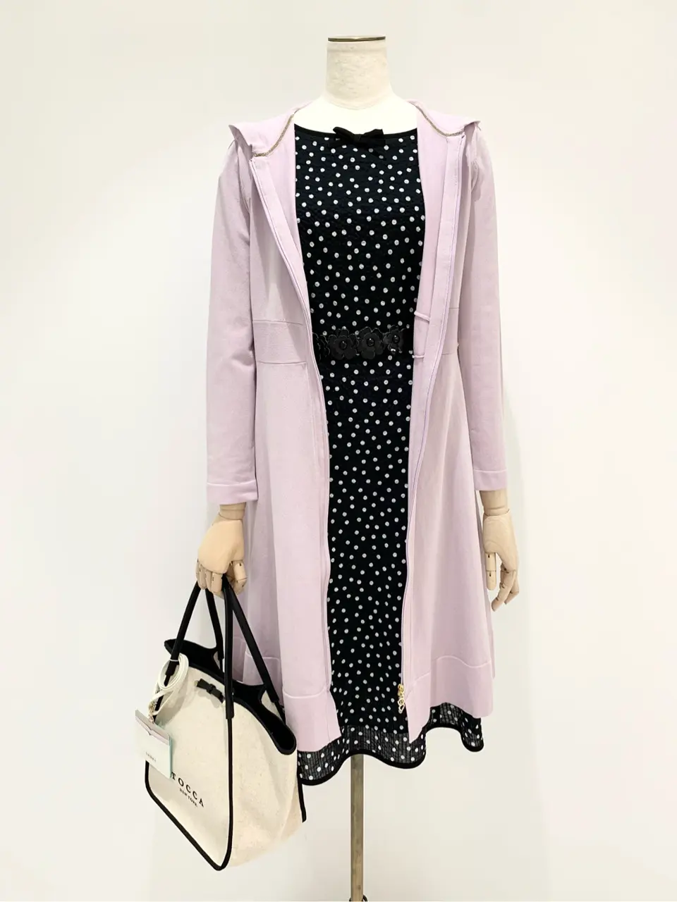  𝓕 コーディネート画像