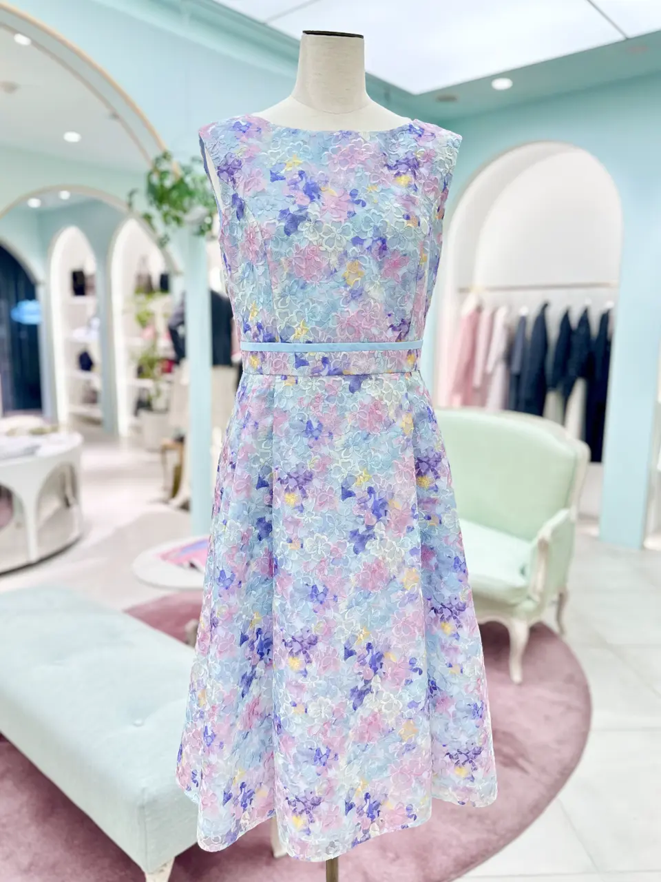 TOCCA スタッフT コーディネート画像