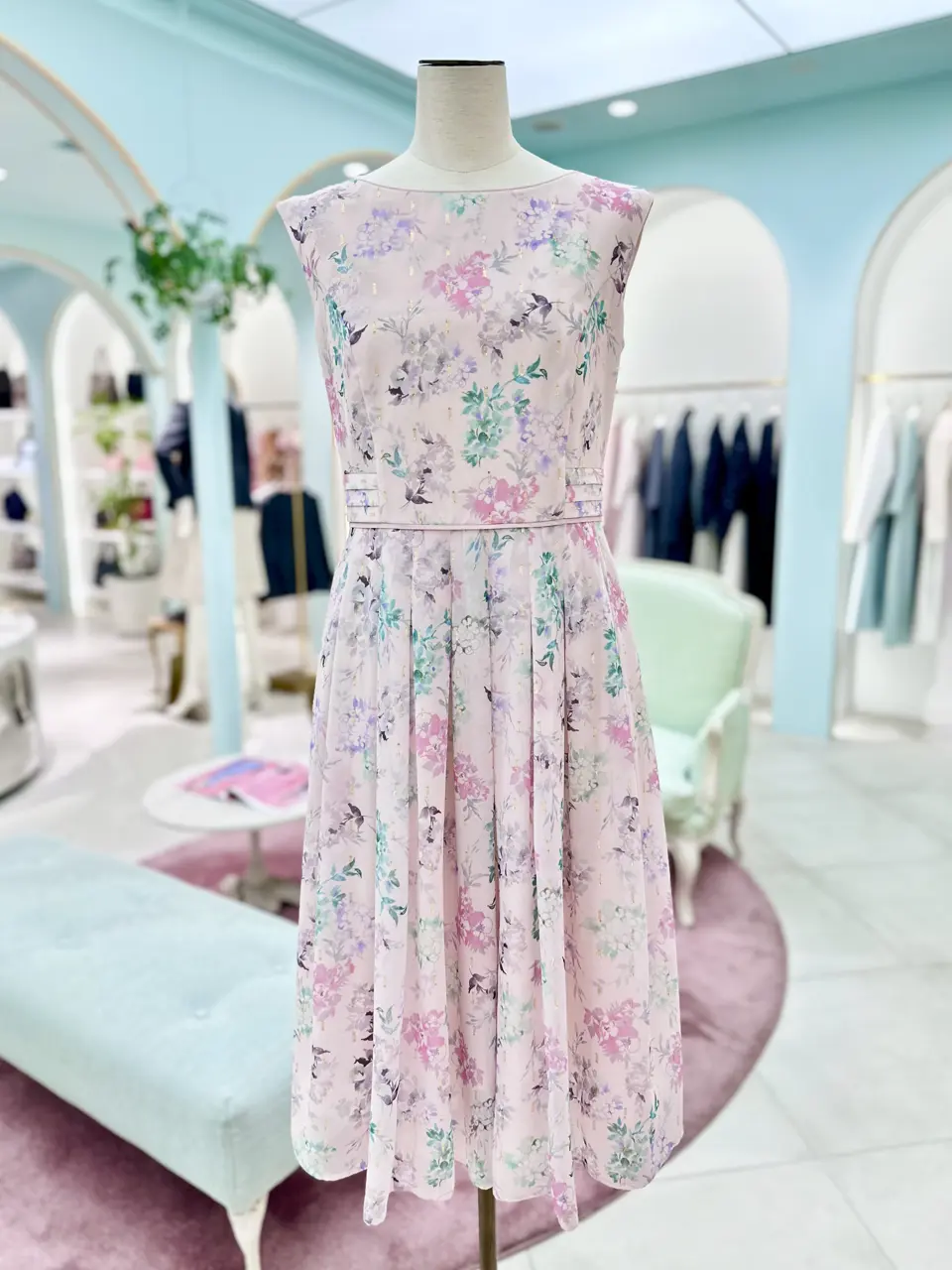 TOCCA スタッフT コーディネート画像