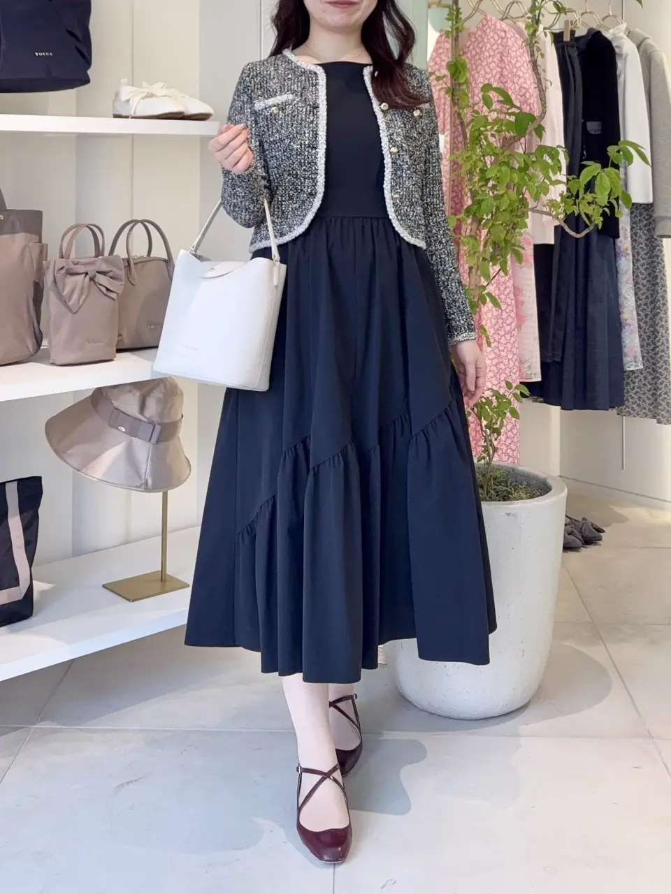  スタッフT コーディネート画像