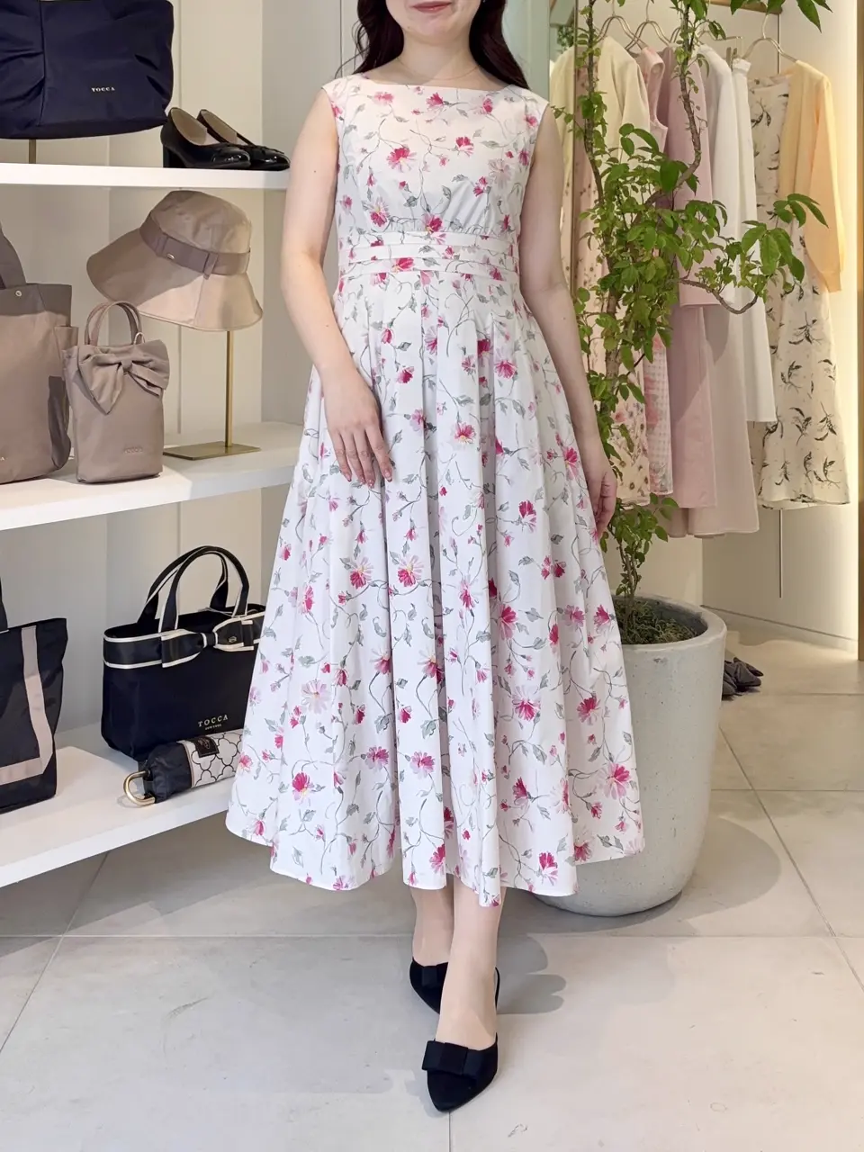 TOCCA スタッフT コーディネート画像