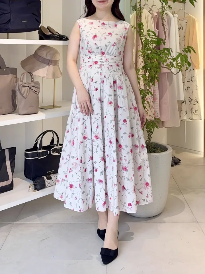 TOCCA スタッフT コーディネート画像