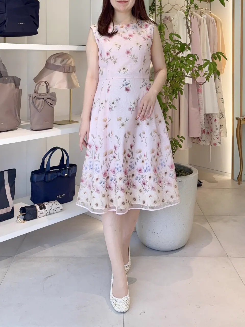 TOCCA スタッフT コーディネート画像