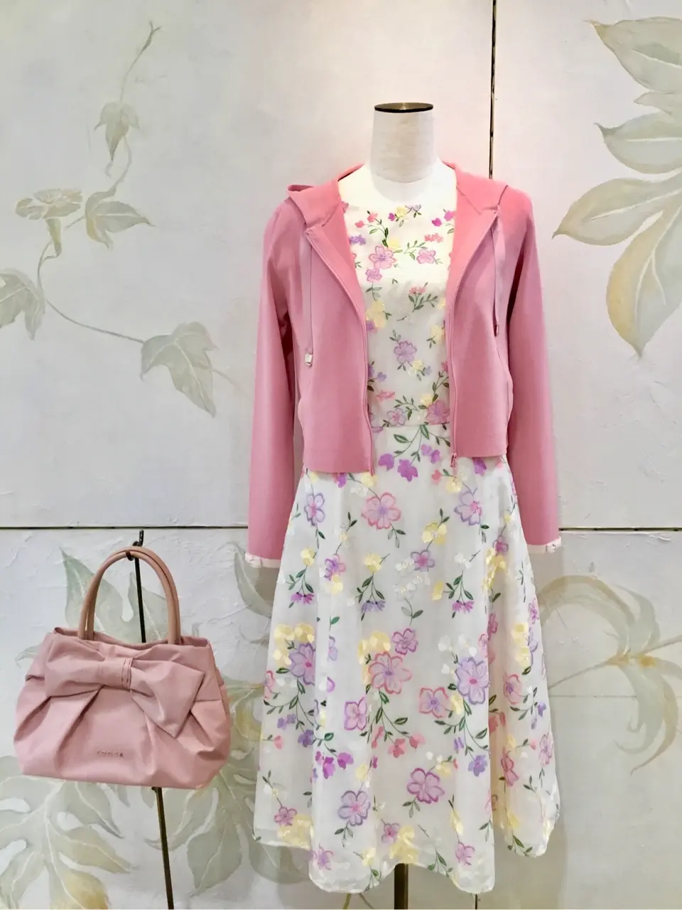  スタッフB コーディネート画像