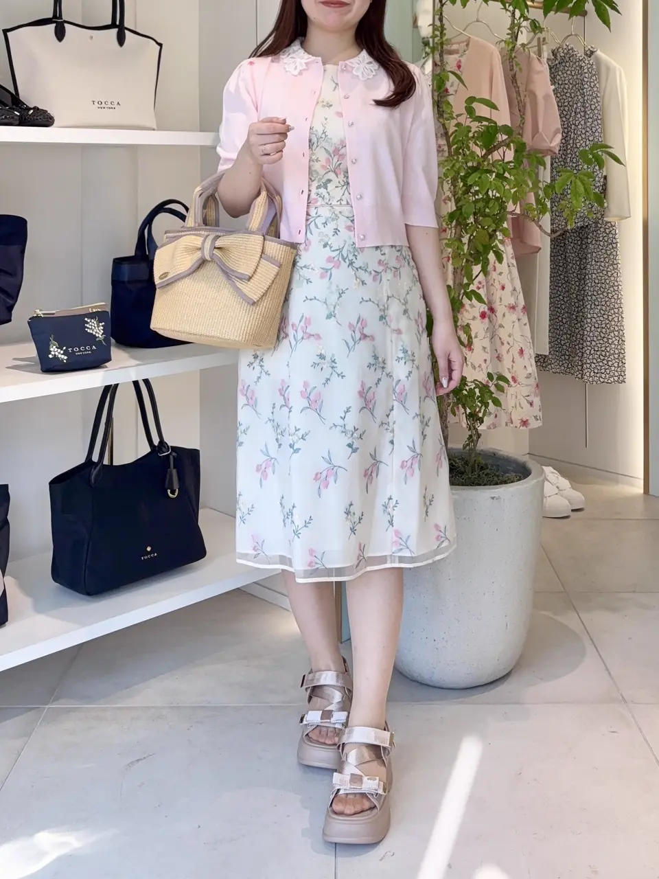  スタッフT コーディネート画像