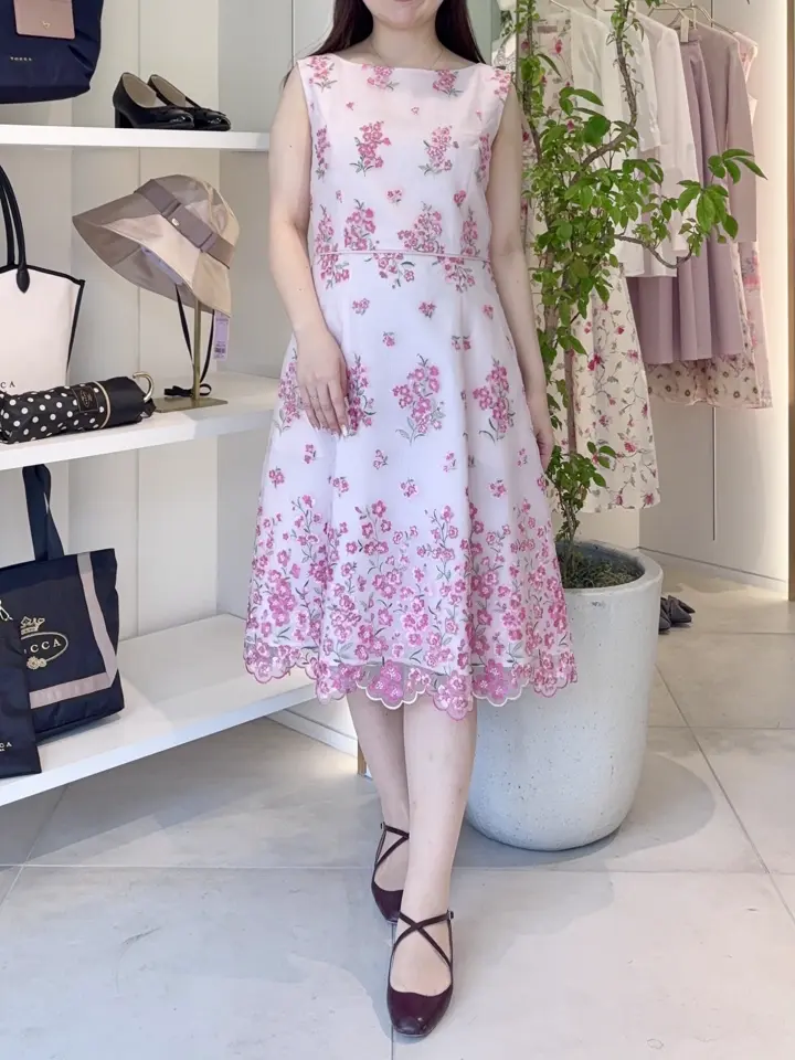 TOCCA スタッフT コーディネート画像