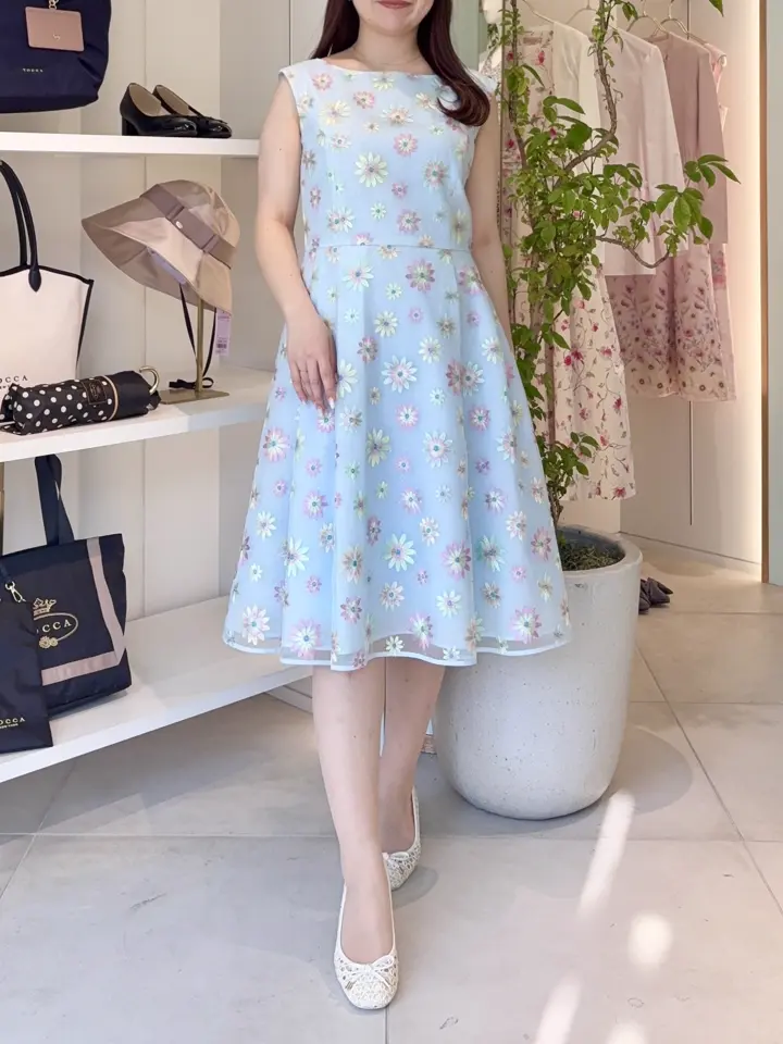 TOCCA スタッフT コーディネート画像