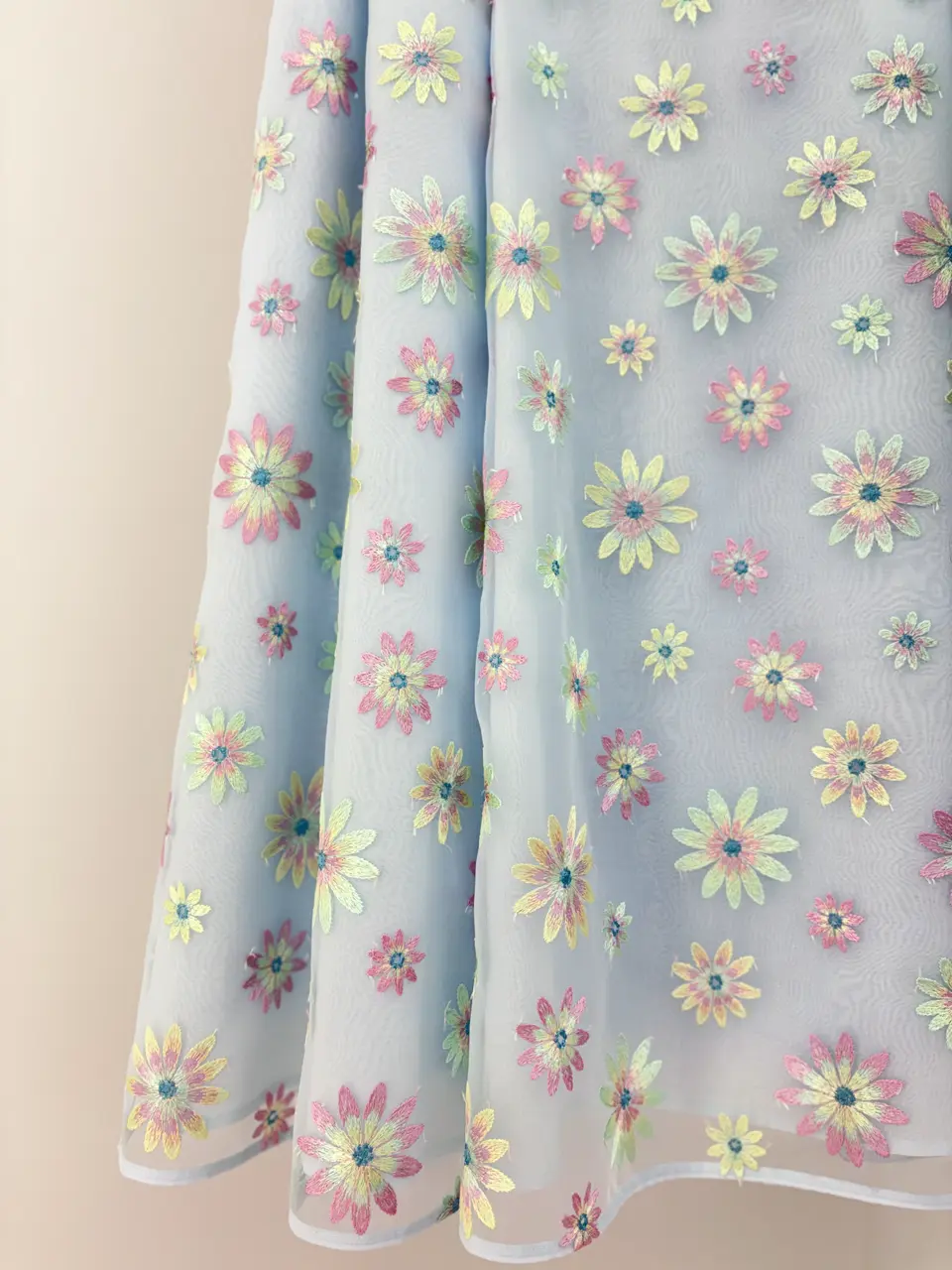 TOCCA スタッフT コーディネート画像