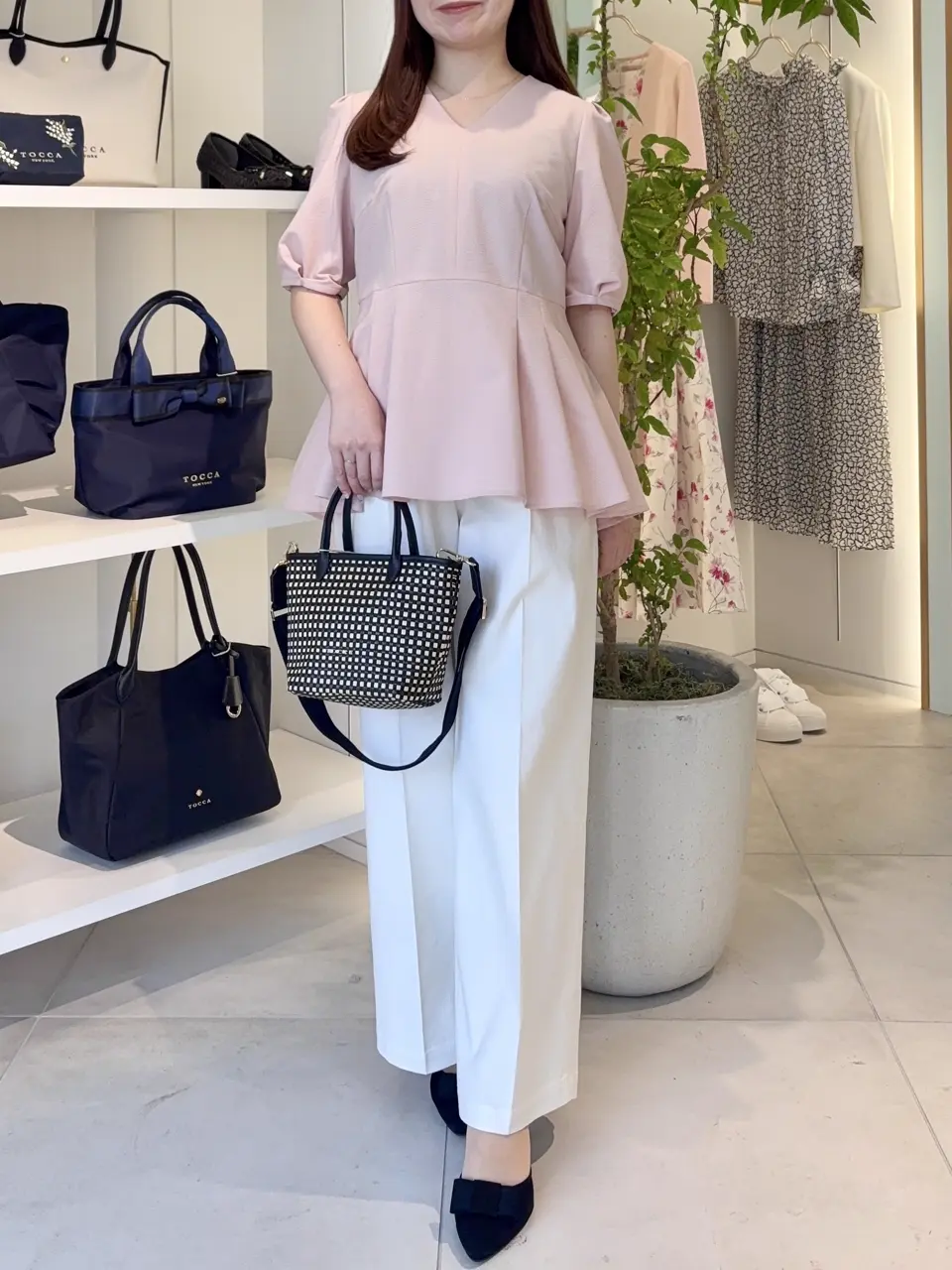  スタッフT コーディネート画像