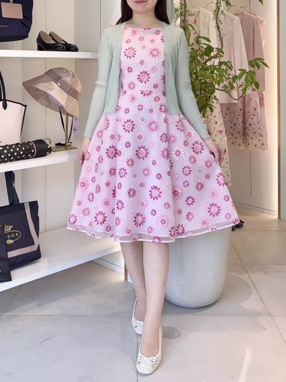 TOCCA スタッフT コーディネート画像