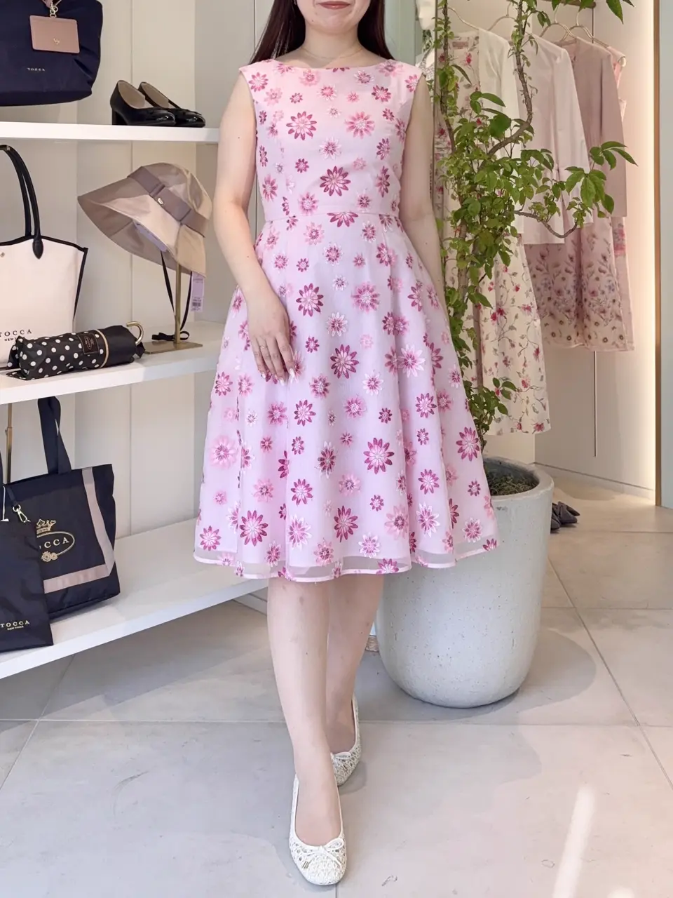 TOCCA スタッフT コーディネート画像