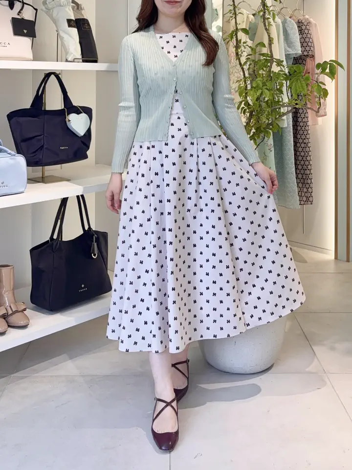 TOCCA スタッフT コーディネート画像