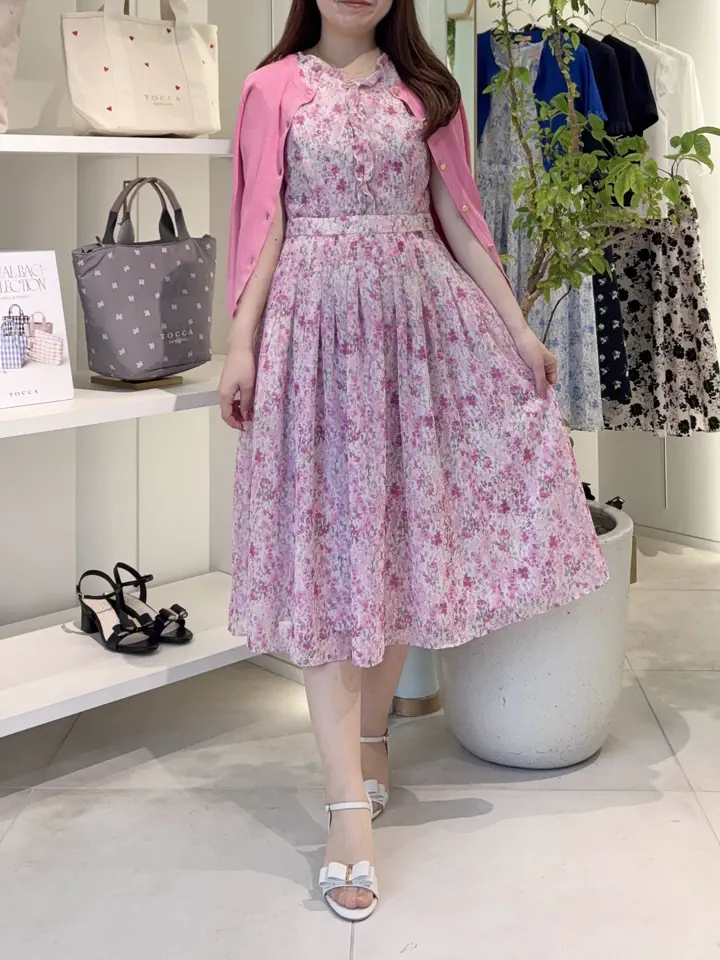 TOCCA スタッフT コーディネート画像