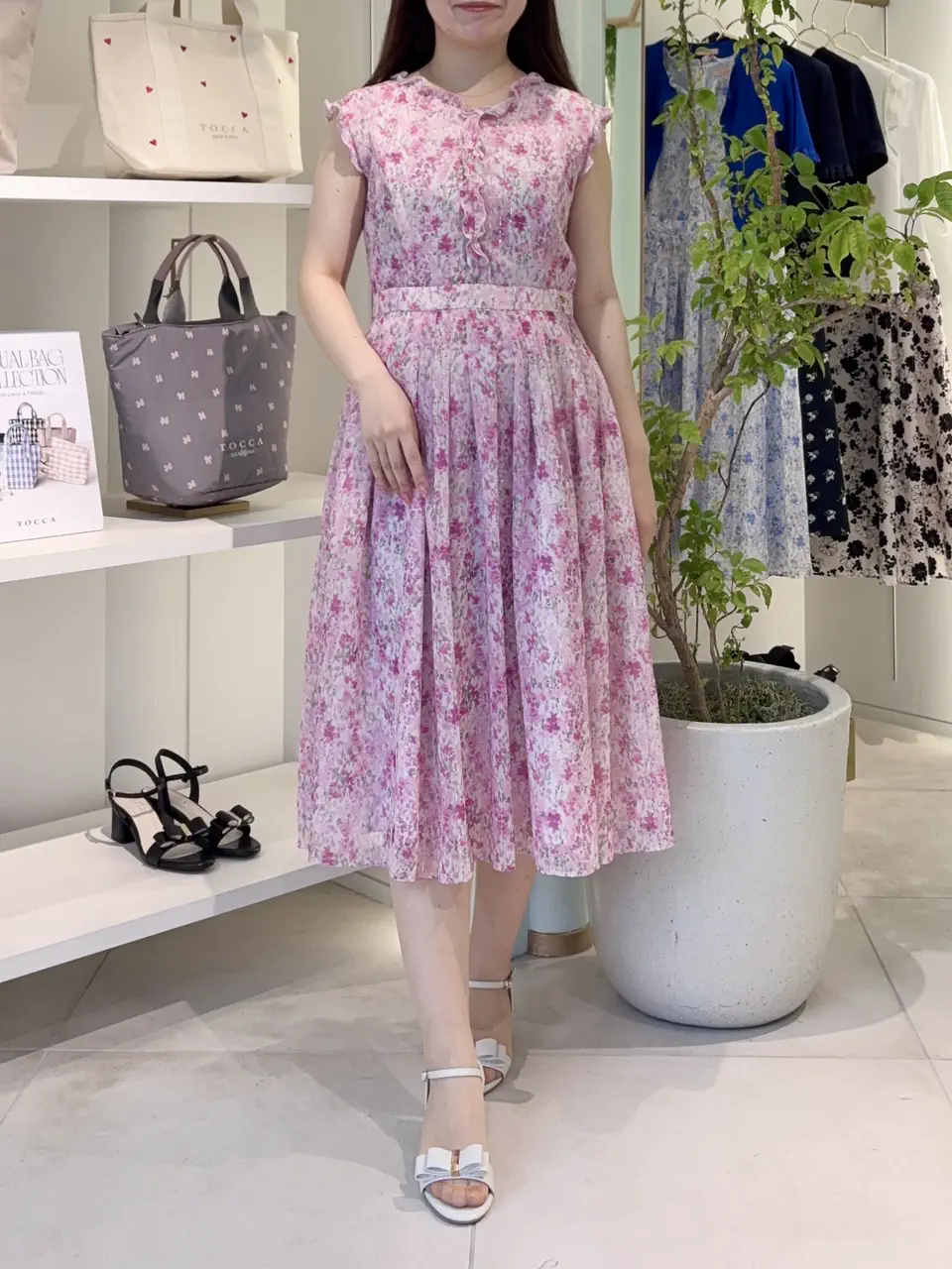 TOCCA スタッフT コーディネート画像