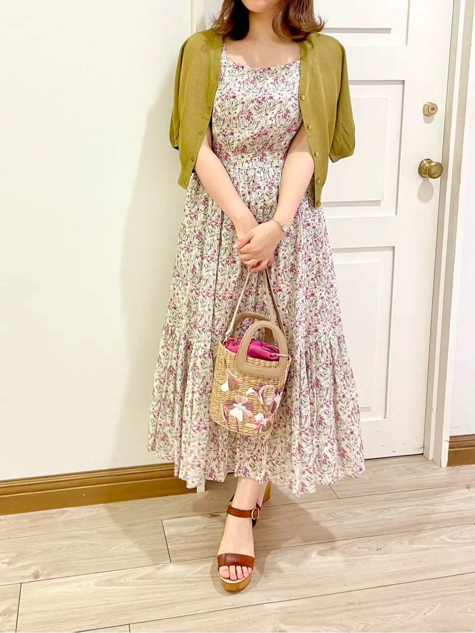  スタッフ ｍ コーディネート画像