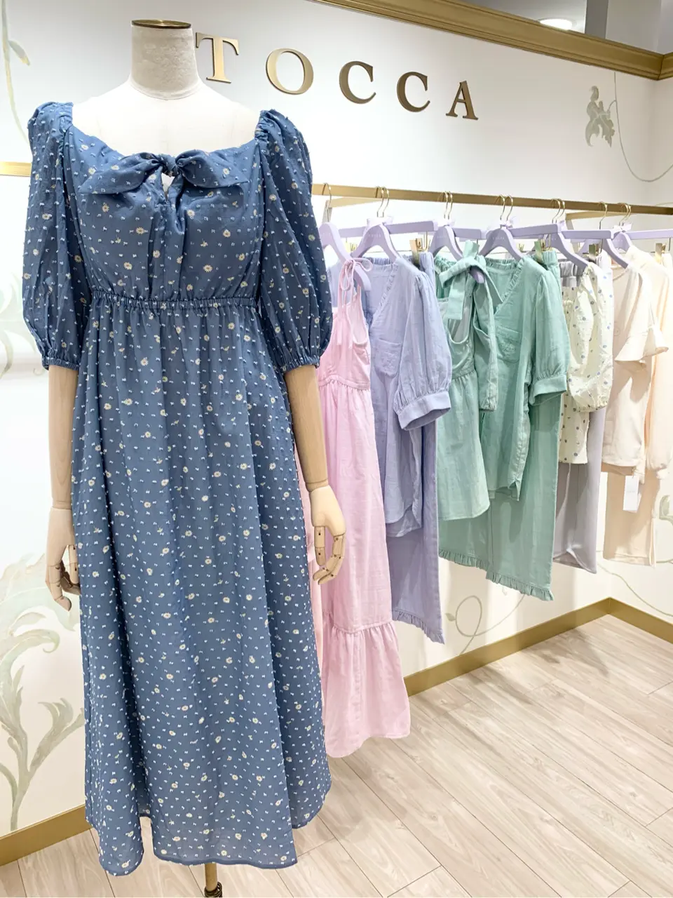  𝓕 コーディネート画像