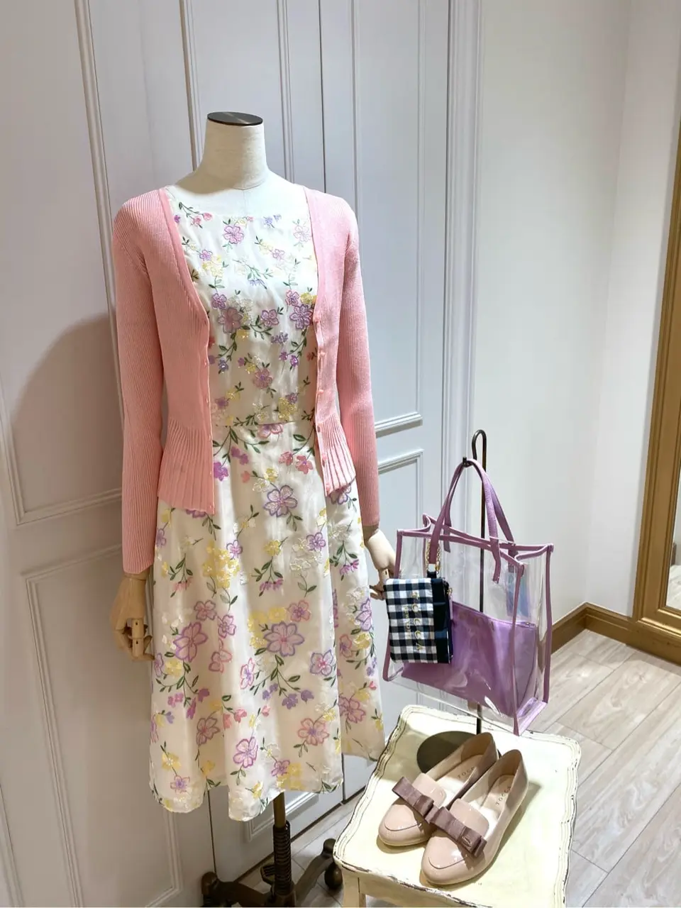 TOCCA スタッフ コーディネート画像