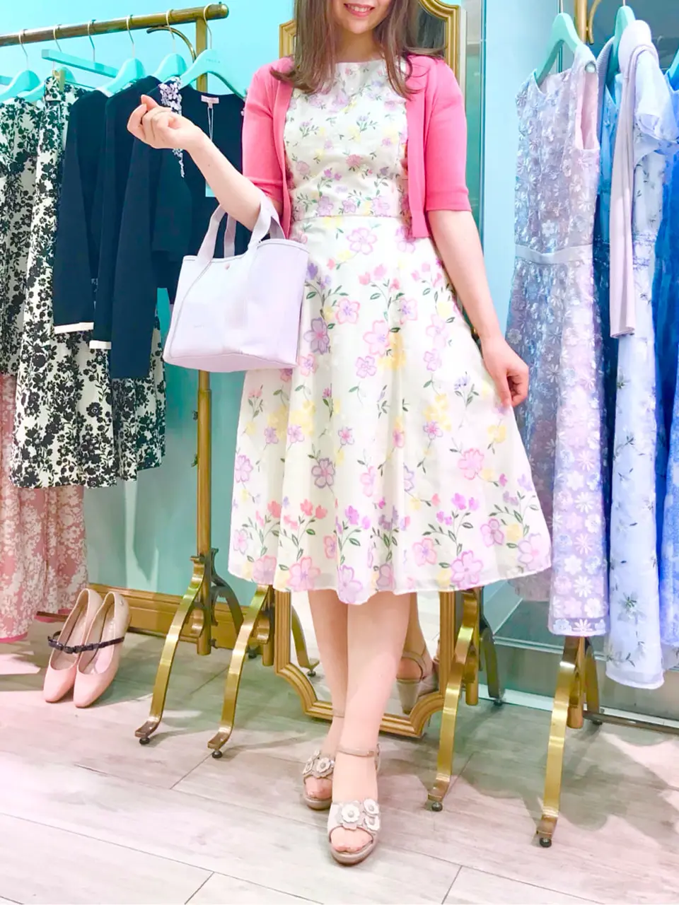 TOCCA スタッフT コーディネート画像