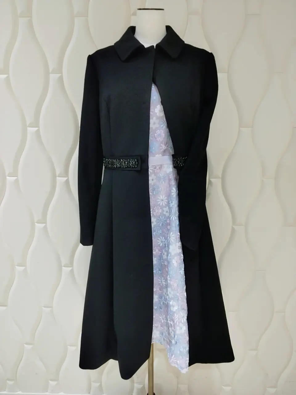  スタッフf コーディネート画像