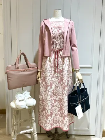 TOCCA スタッフ コーディネート画像