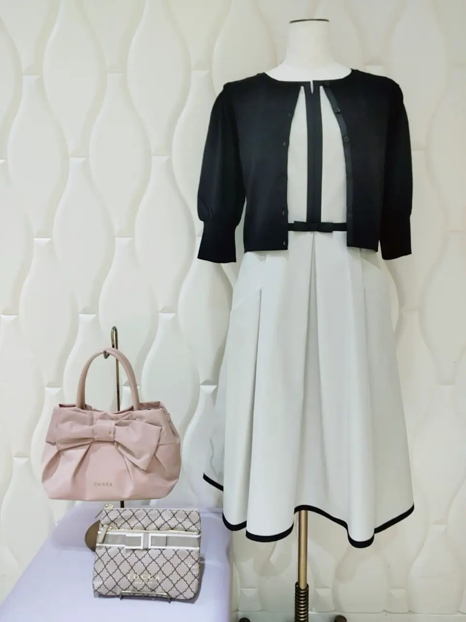  スタッフf コーディネート画像