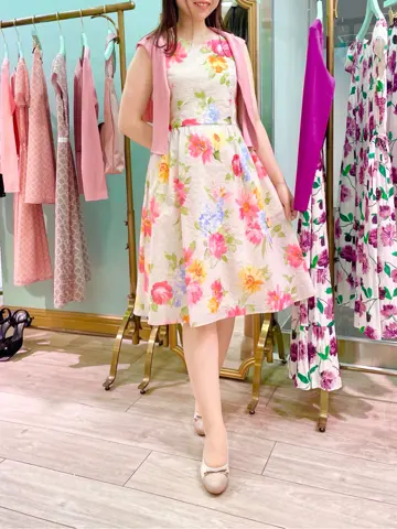 TOCCA スタッフT コーディネート画像