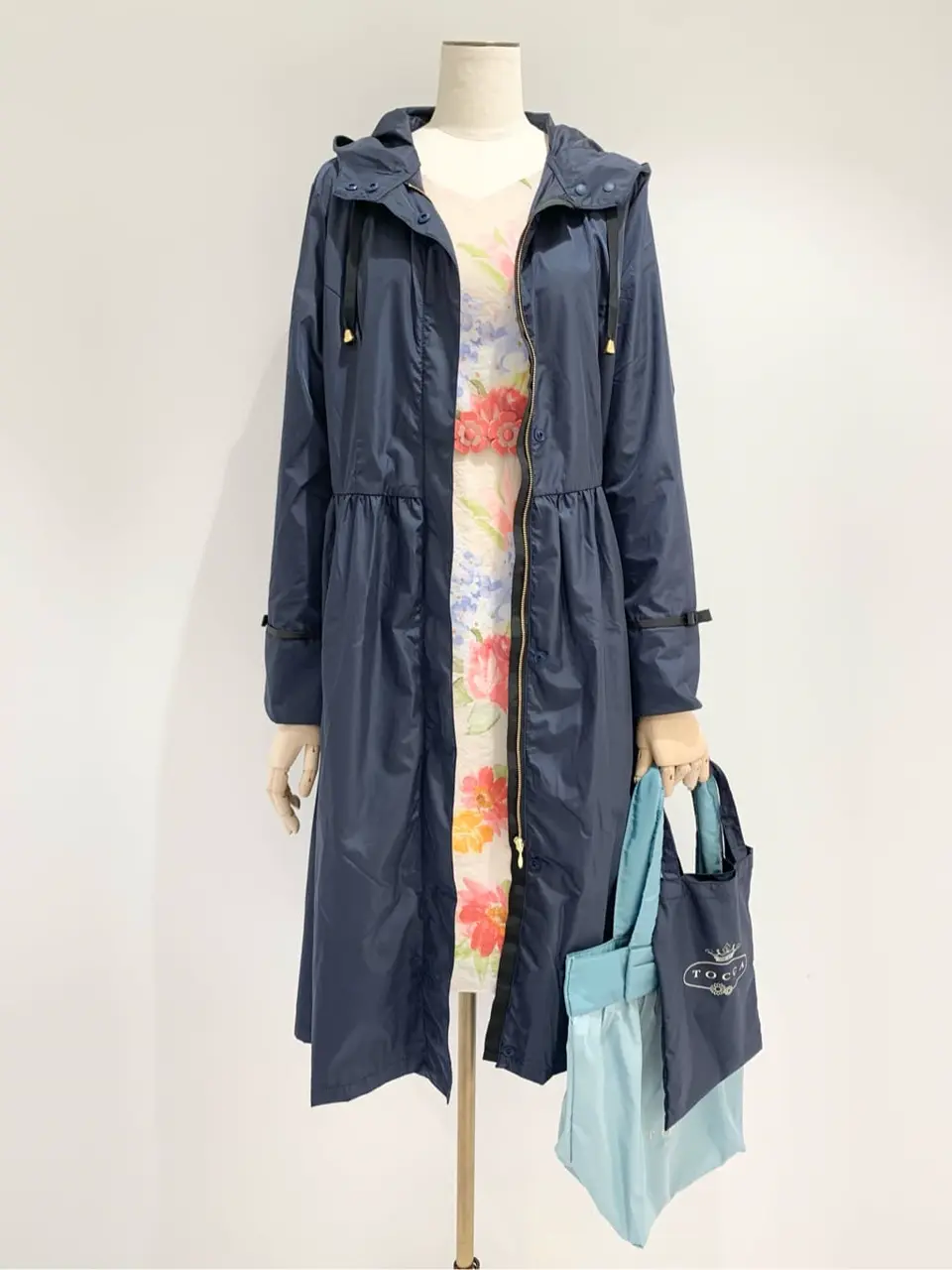  𝓕 コーディネート画像