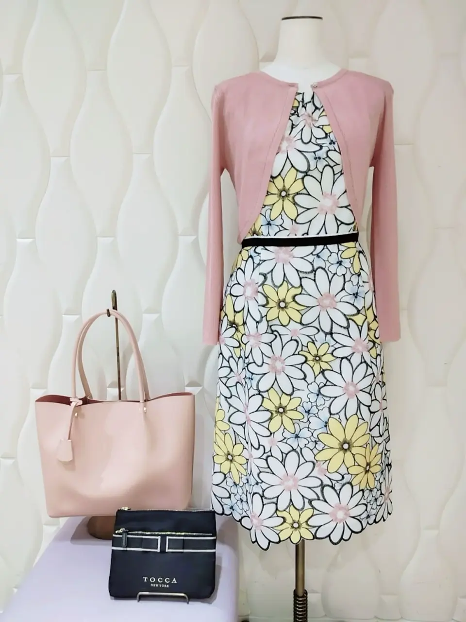  スタッフf コーディネート画像