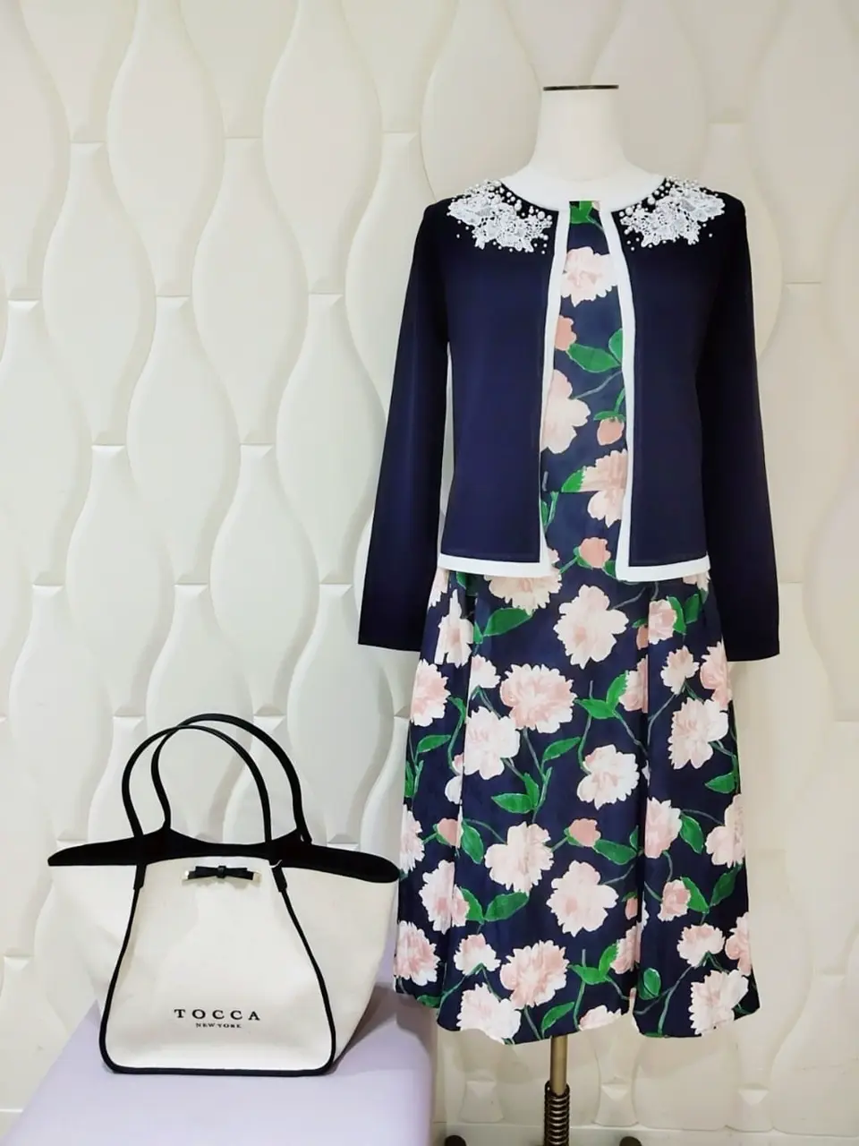  スタッフf コーディネート画像